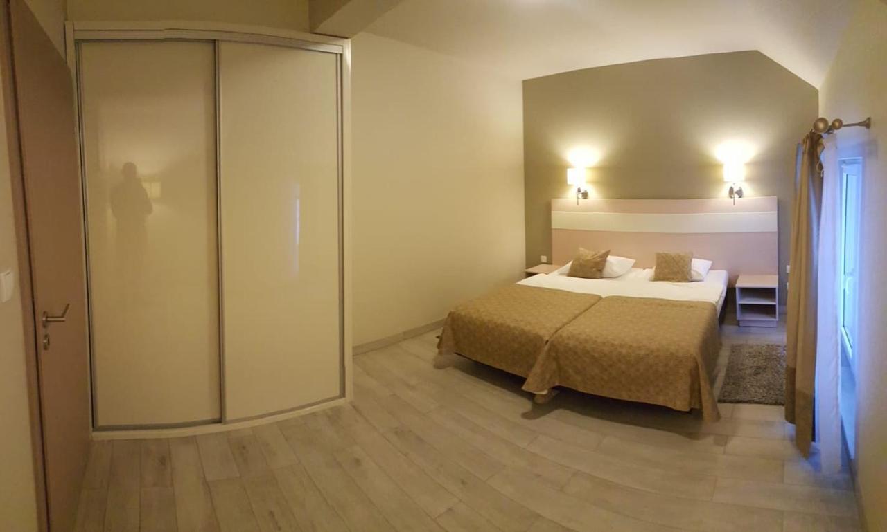 Atrakcyjny Apartament Czarna Gora Stronie Śląskie Kültér fotó